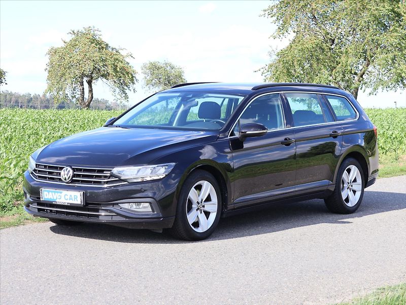 Volkswagen Passat 2,0 TDI 140kW DSG LED Aut.klim - fotka 3 z 34