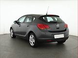 Opel Astra (2011) 1.4 16V, zamluveno - náhled 3