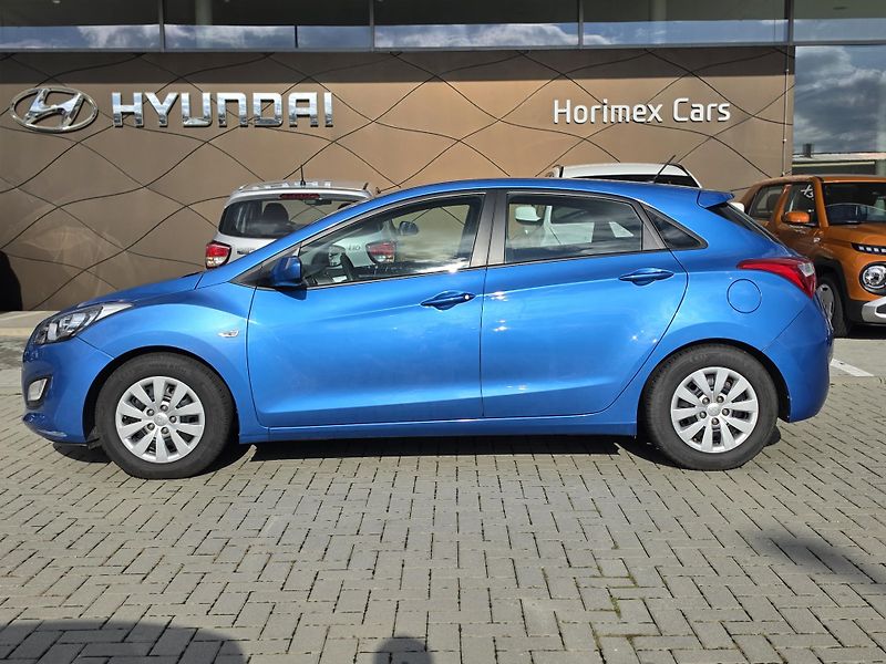 Hyundai i30 (2016) 1,4i 73kW Entry - fotka 2 z 17