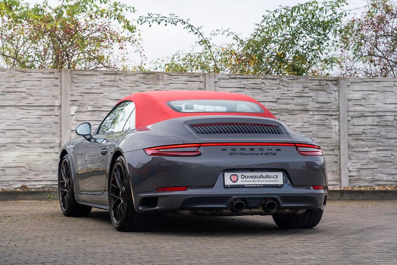 Porsche 911 Carrera 4 GTS Lift 331kWCabrio - fotka 9 z 52