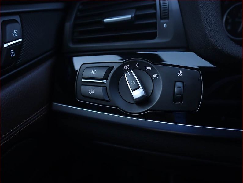 BMW X4 (2019) xDrive20d - fotka 21 z 22