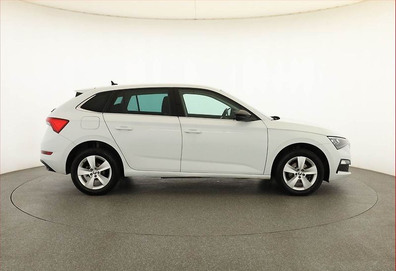 Škoda Scala (2019) Style 1.0 TSI, Serv.kniha - fotka 6 z 20