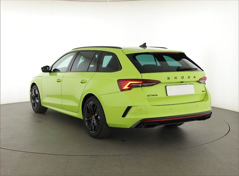 Škoda Octavia (2025) RS 2.0 TSI, ACC, Matrix - fotka 4 z 18