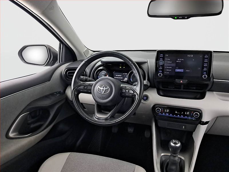Toyota Yaris (2020) 1.5 VVT-i, Kůže, Tempomat - fotka 7 z 16