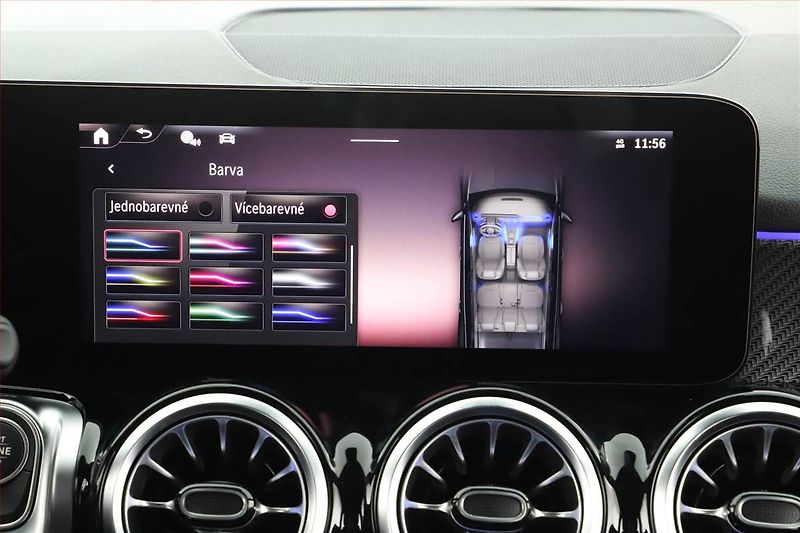 Mercedes-Benz GLB (2026) 200 d, AMG Line, Navigavce - fotka 16 z 29