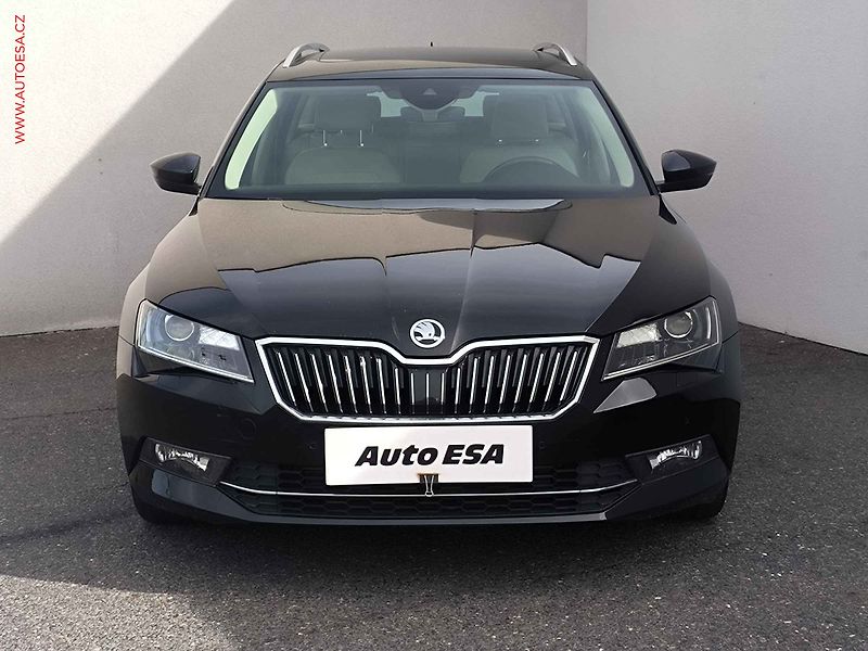 Škoda Superb (2018) 1.8 TSi, ČR, Style, DSG - fotka 2 z 3