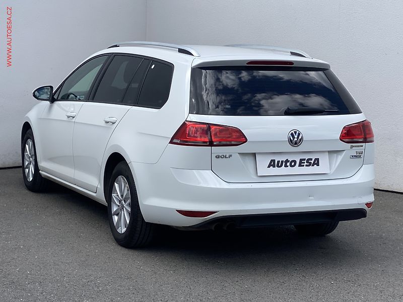 Volkswagen Golf (2015) 1.4TSi, 1.maj,ČR, servis - fotka 6 z 15