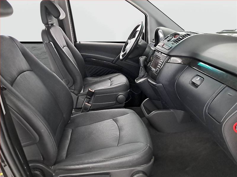 Mercedes-Benz Viano (2008) 3.0 CDI - fotka 9 z 22