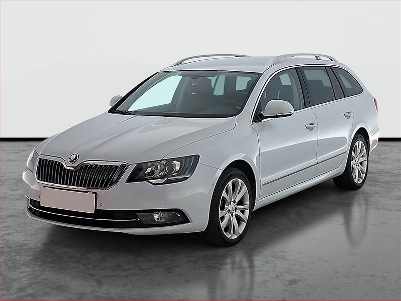 Škoda Superb (2014) 2.0 TDI, 4X4, Kůže, Bi-Xenony - fotka 2 z 17