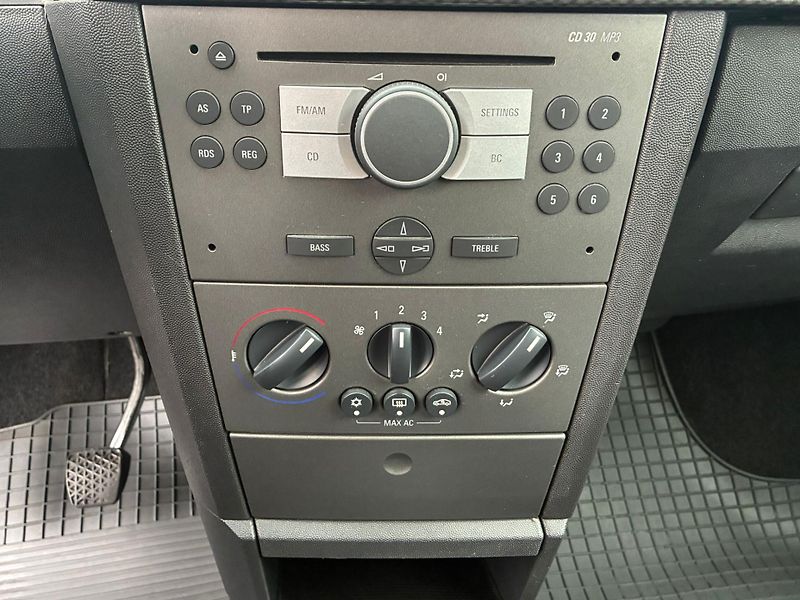 Opel Meriva (2007) 1.7CDTi, 92KW - fotka 11 z 24