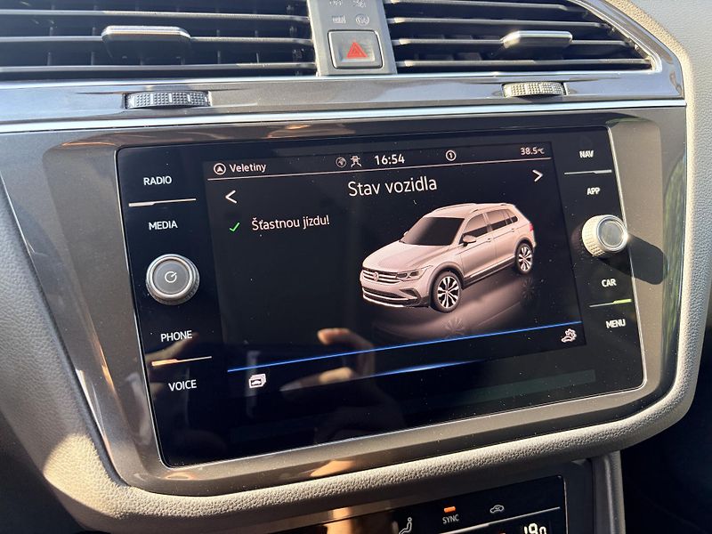 Volkswagen Tiguan 1.5TSI DSG MATRIX VIRTUAL - fotka 36 z 58