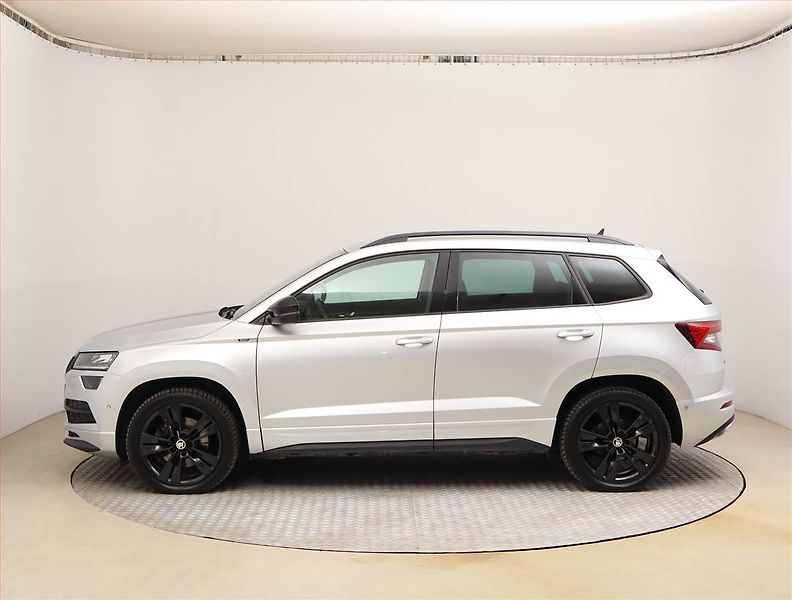 Škoda Karoq (2022) Sportline 2.0 TSI - fotka 3 z 24