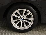 BMW Řada 3 (2015) Sport Line 320d xDrive GT - náhled 15