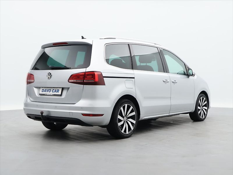 Volkswagen Sharan 2,0 TDI 135kW Comfortline DSG - fotka 7 z 39