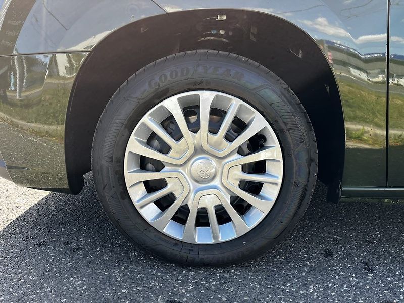 Toyota ProAce City Verso 1.5D 6MT Business ODBĚR ihned - fotka 12 z 27