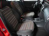 Škoda Fabia (2012) 1.2 TSI, AC. temp. - náhled 12
