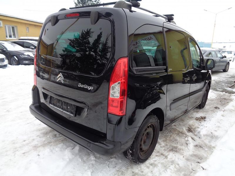 Citroën Berlingo 1,6 HDI  Multispace - fotka 7 z 17