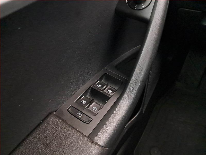 Škoda Octavia (2017) 1.6 TDI, ČR,1.maj, Tempomat - fotka 17 z 17
