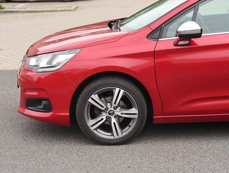 Citroën C4 (2015) 1.2 PureTech, Serv.kniha - fotka 14 z 16