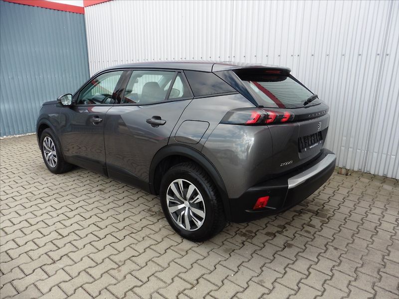 Peugeot 2008 1,2 Allure Navi 1.maj. - fotka 3 z 15