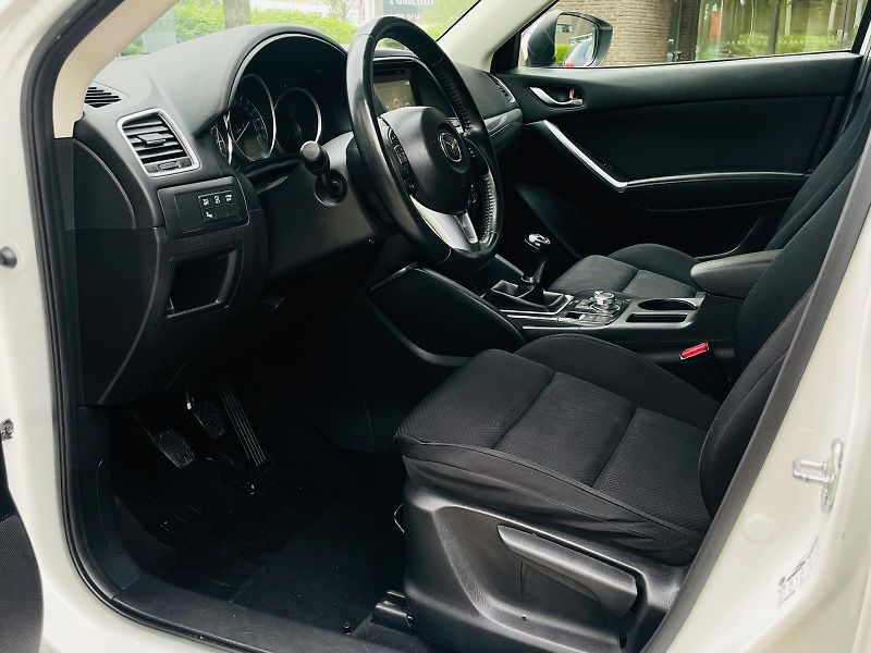 Mazda CX-5 2.0i VÝHŘEV SENZORY TAŽNÉ 2WD  - fotka 27 z 46