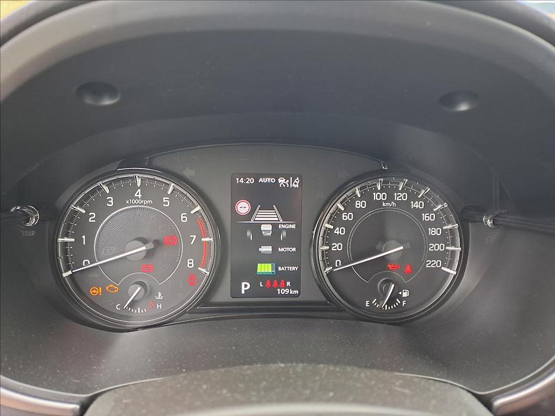 Suzuki Vitara (2025) 1,5 Premium AllGrip 6AGS - fotka 12 z 17
