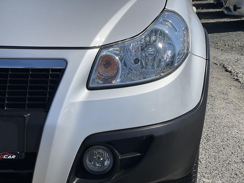 Fiat Sedici 1.6i 16v 4x4 ABS KLIMATIZACE  - fotka 33 z 36
