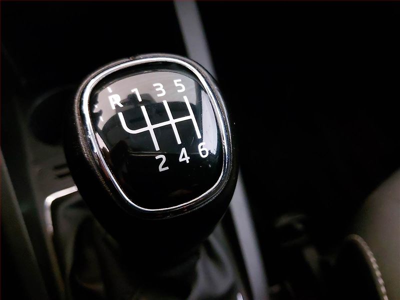 Škoda Fabia (2021) Style 1.0 TSI, Tempomat - fotka 16 z 17