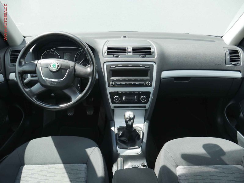 Škoda Octavia (2010) 1.4TSi - fotka 8 z 13