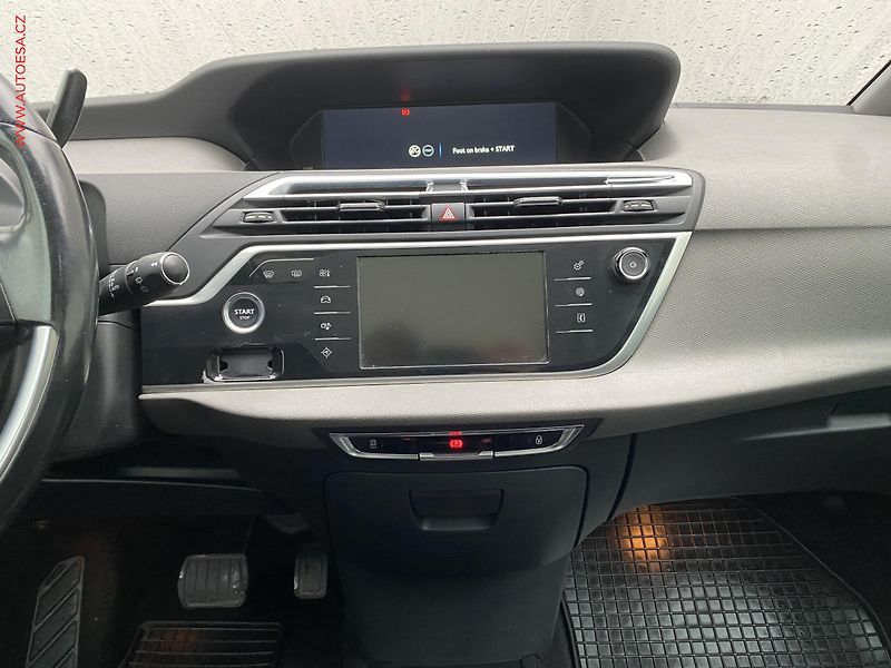 Citroën C4 Picasso (2014) 1.6 HDi, ČR, servis.kniha, AT - fotka 12 z 17