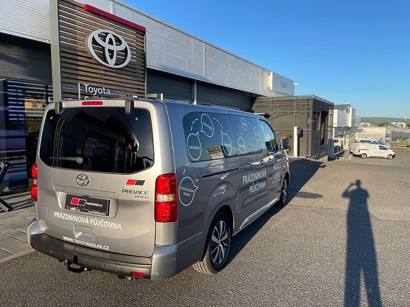 Toyota ProAce Verso 8 AT AE Family 8S - fotka 5 z 27