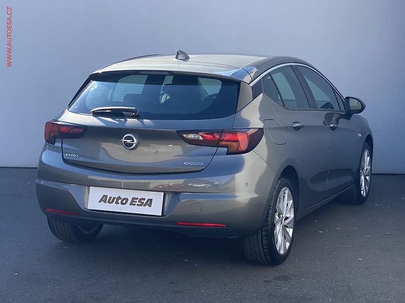 Opel Astra (2016) 1.0T, Edition, navi - fotka 4 z 16