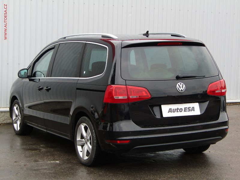 Volkswagen Sharan (2011) 2.0 TDi, Highline, DSG - fotka 6 z 25
