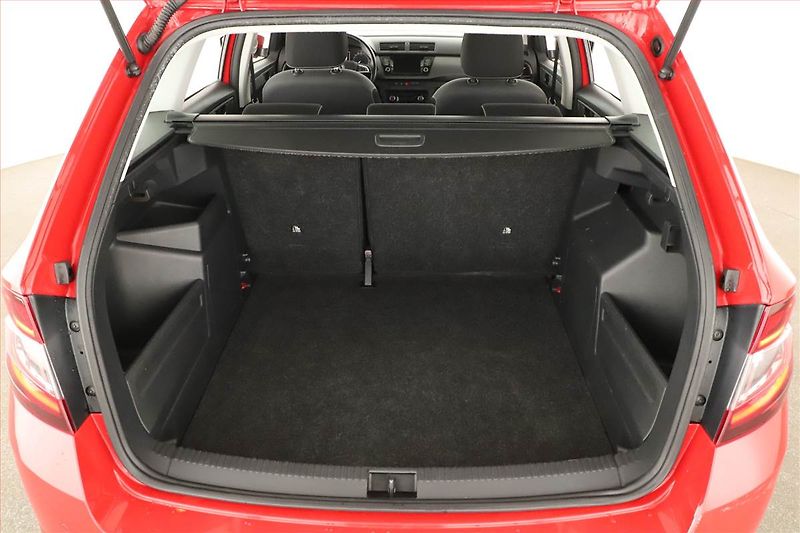 Škoda Fabia (2020) 1.0 TSI, ČR,1.maj, Tempomat - fotka 10 z 13