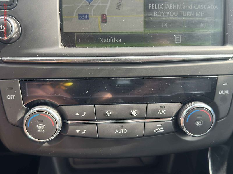 Renault Kadjar (2016) 1.2TCe, 1.maj,ČR, Navi - fotka 16 z 21