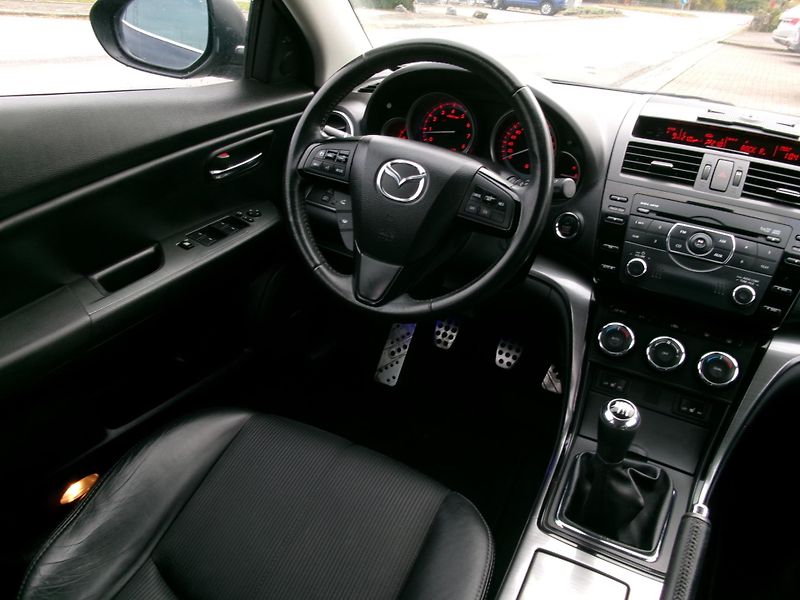 Mazda 6 (2011) 2,0i AC ALU BT BOSE VÝHŘEV - fotka 11 z 31