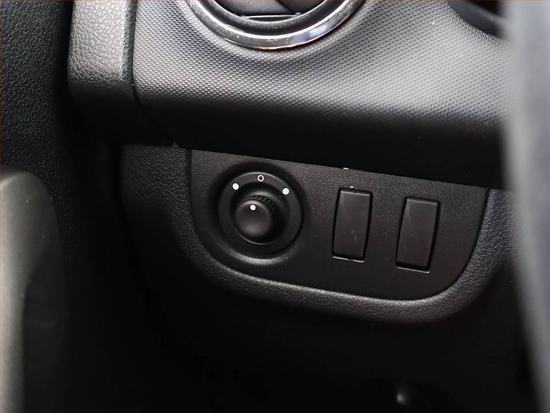 Dacia Logan (2014) 1.2 16V, LPG, Serv.kniha - fotka 12 z 13
