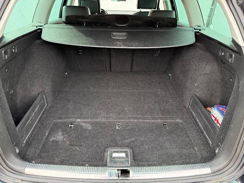 Volkswagen Passat Variant (2013) 2.0 TDI 125 kW Highline DSG - fotka 22 z 23