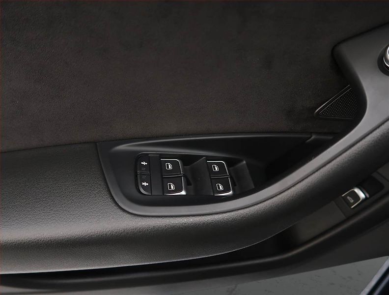 Audi A6 (2015) 3.0 TDI, 4X4, Automat, Kůže - fotka 25 z 28