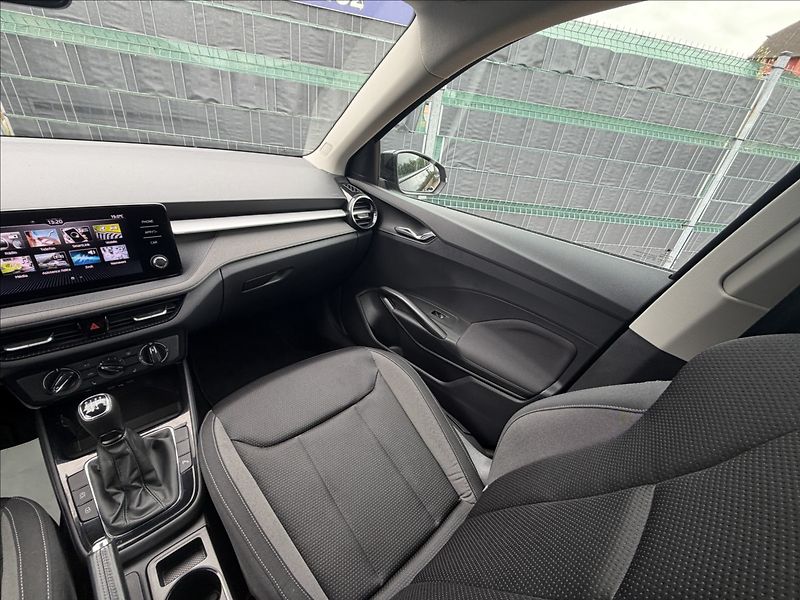 Škoda Fabia IV 1.0 Tour Full LED/Kamera/Vi - fotka 11 z 21