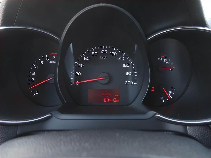 Kia Picanto (2016) 1.2 CVVT, Tempomat - fotka 11 z 15