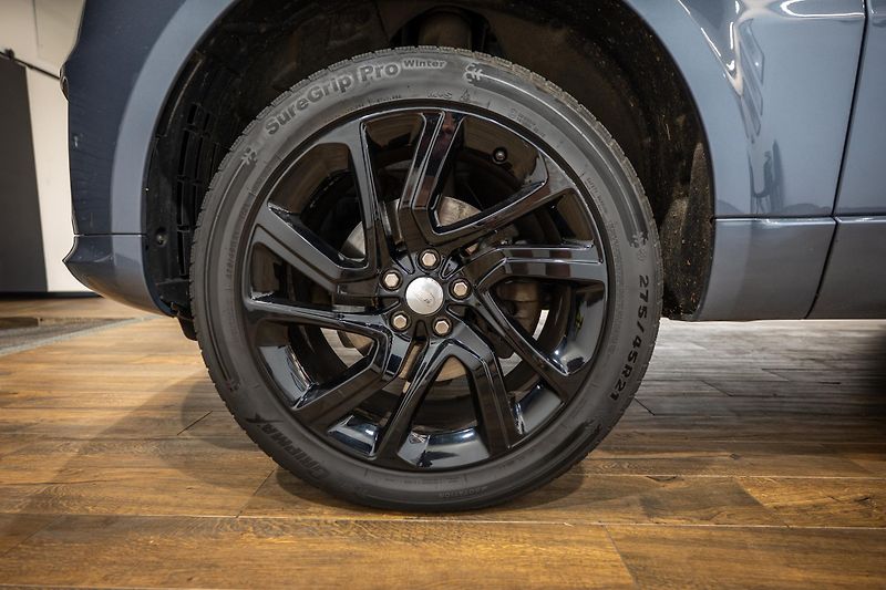 Land Rover Range Rover Sport (2019) SDV6 3.0 183 kW - fotka 47 z 48