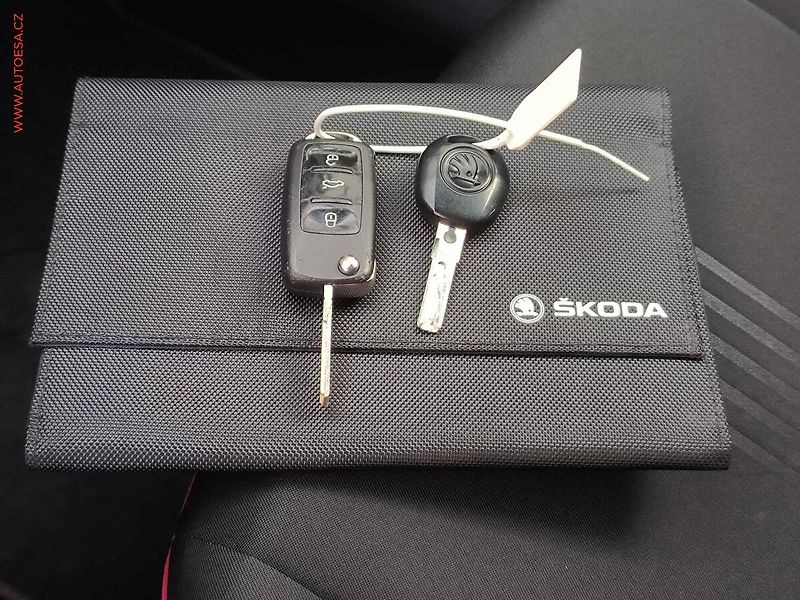 Škoda Citigo (2019) 1.0 MPi, Monte Carlo, park - fotka 18 z 18