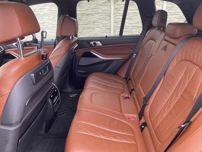 BMW X5 M50XD 4x4 400PS CZ DPH FULL 1A - fotka 112 z 171