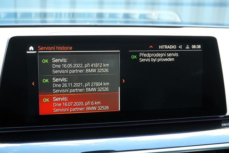 BMW Řada 5 530d xDrive, Kamera, ČR, Hi-Fi - fotka 26 z 40