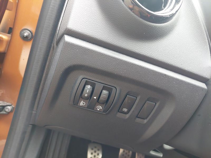 Renault Captur (2019) Collection 1.3TCe-zadáno! - fotka 10 z 41
