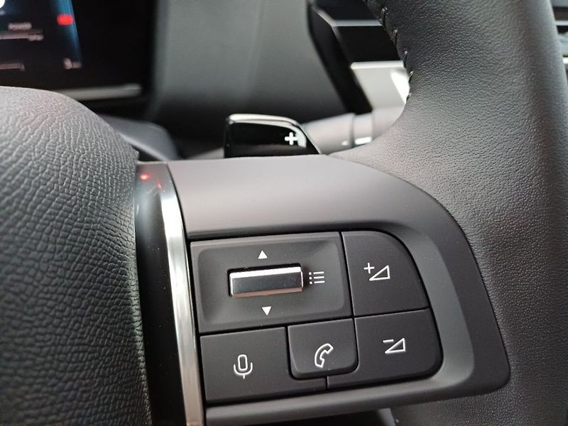 Citroën C4 YOU Hybrid 110k Automatic - fotka 31 z 35