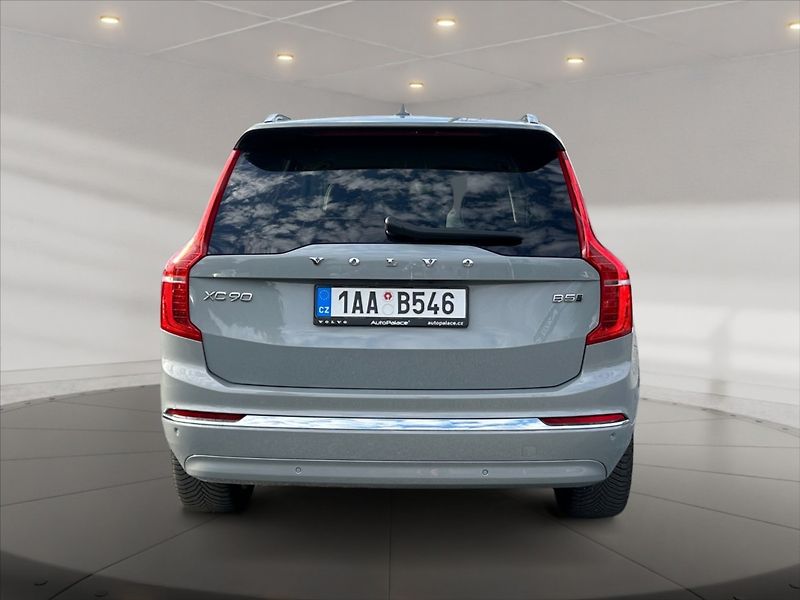 Volvo XC90 2,0 B5 AWD D Plus Bright AT - fotka 5 z 11