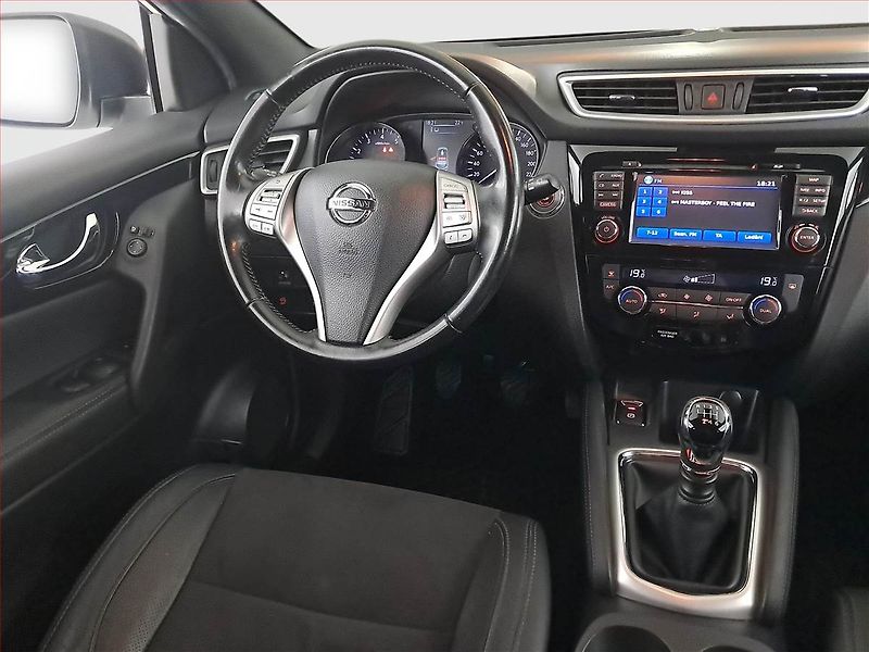 Nissan Qashqai (2017) 1.2 DIG-T, Kůže, Navi - fotka 7 z 22