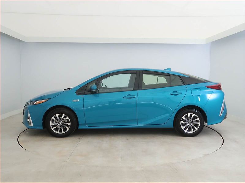 Toyota Prius (2017) 1.8 PHV - fotka 3 z 19